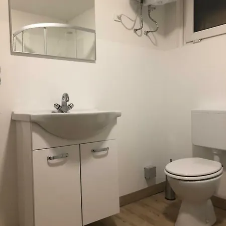 Apartmajska Hiska Urska Сasa de vacaciones